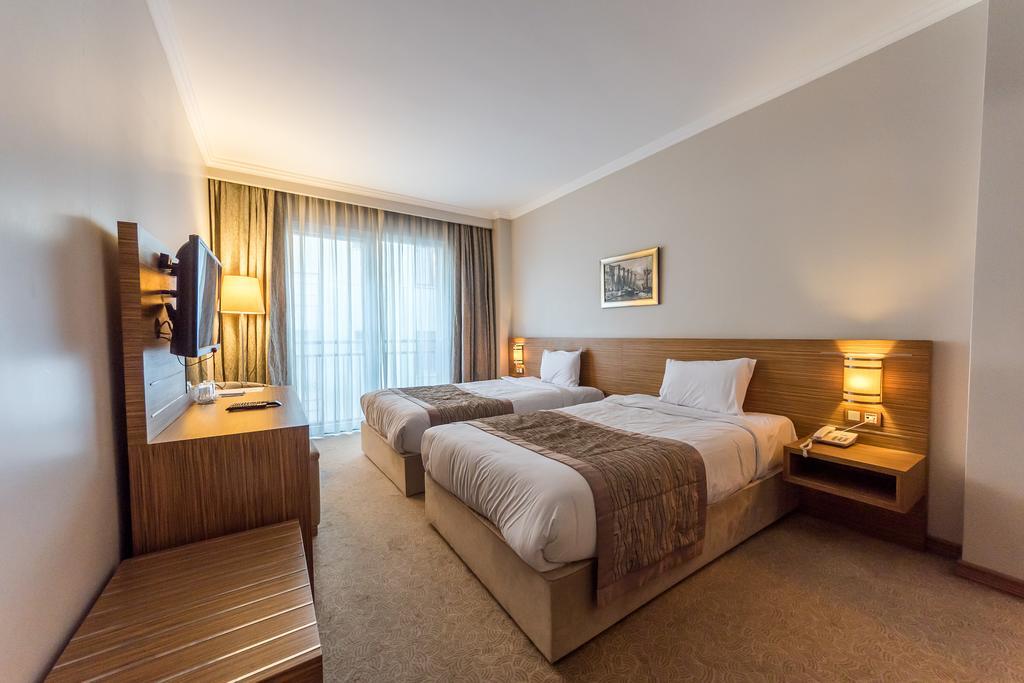 Hotel Almina Park Duzce Extérieur photo